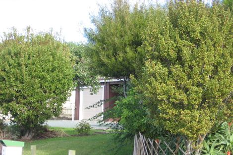 Photo of property in 18 Tara Place, Snells Beach, 0920