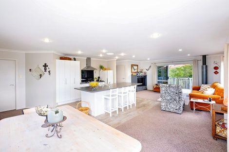 Photo of property in 6 Wellwood Terrace, Te Awanga, 4102