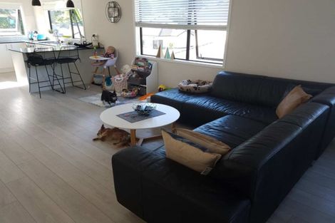 Photo of property in 28 Wautaiti Drive, Riverhead, 0820