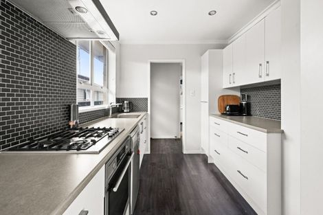 Photo of property in 7 Bale Place, Havelock North, 4130