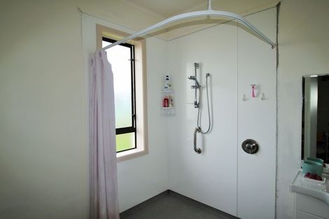 Photo of property in 90 Perth Street, Holmes Hill, Oamaru, 9401