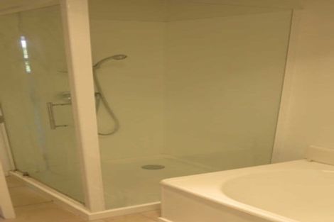 Photo of property in 62 Roseberry Avenue, Birkenhead, Auckland, 0626