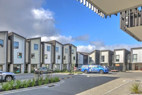 Photo of property in 1/30b Westgate Drive, Massey, Auckland, 0614