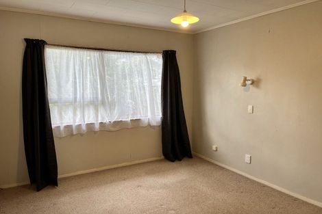 Photo of property in 22 Hicks Crescent, Waikanae Beach, Waikanae, 5036