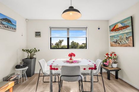 Photo of property in 6 Clegg Street, Woodend, 7610