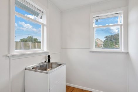 Photo of property in 17 Doreen Street, Aranui, Christchurch, 8061