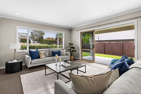 Photo of property in 92 Russell Robertson Drive, Havelock North, 4130