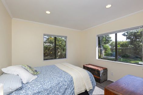 Photo of property in 5 Kotuku Drive, Paraparaumu Beach, Paraparaumu, 5032