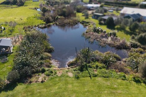 Photo of property in 30 Mountain View Drive, Manakau, Otaki, 5583