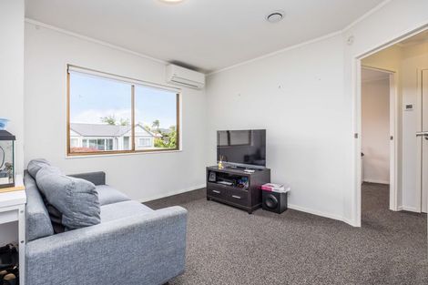 Photo of property in 1d/88 Aroha Avenue, Sandringham, Auckland, 1025