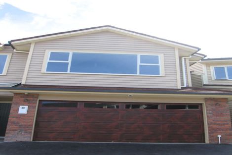 Photo of property in 8a Curnow Way, Kaiwharawhara, Wellington, 6035