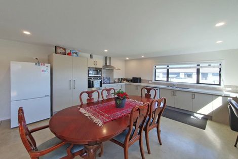 Photo of property in 33 Waimakariri Drive, Te Awa, Napier, 4110