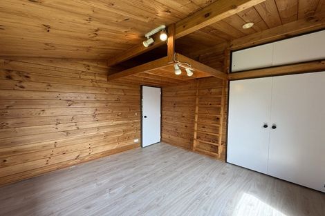 Photo of property in 6 Bronzewing Terrace, Unsworth Heights, Auckland, 0632