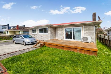 Photo of property in 25 Rice Crescent, Papakura, 2110