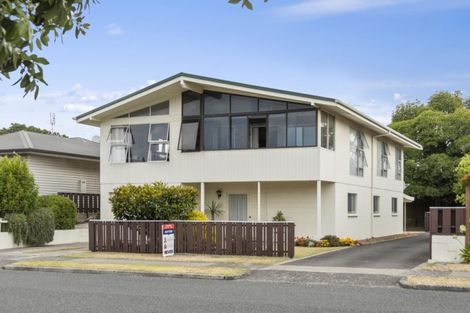 Photo of property in 92 Valley Road, Mount Maunganui, 3116