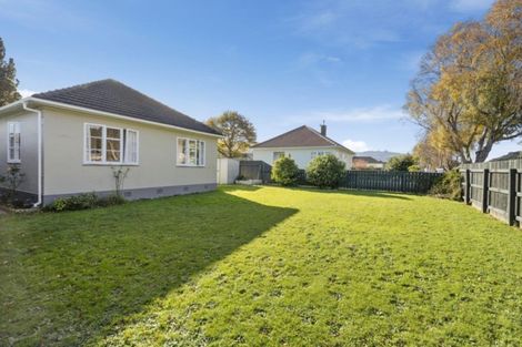 Photo of property in 2 Partridge Street, Taita, Lower Hutt, 5011