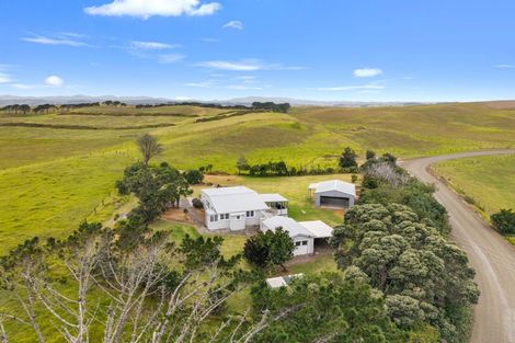 Photo of property in 125 Rehutai Road, Baylys Beach, Dargaville, 0377