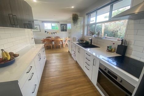 Photo of property in 20 Island View Terrace, Waikanae Beach, Waikanae, 5036