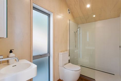 Photo of property in 11 Merlewood Avenue, Cashmere, Christchurch, 8022