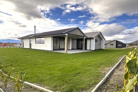 Photo of property in 42 Deans Drive, Wanaka, 9382