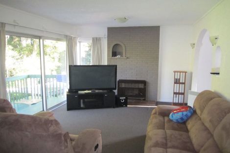 Photo of property in 69 Holland Road, Hillcrest, Auckland, 0627