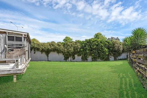 Photo of property in 2/29 Kindergarten Drive, Conifer Grove, Takanini, 2112