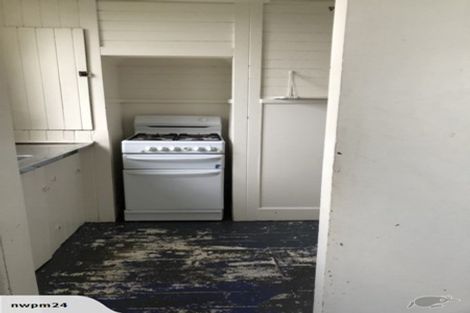 Photo of property in 15 Queens Parade, Devonport, Auckland, 0624