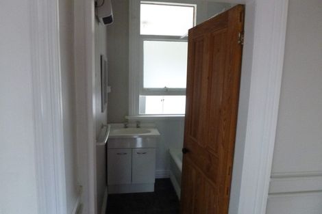 Photo of property in 10 Glenross Street, Glenross, Dunedin, 9011