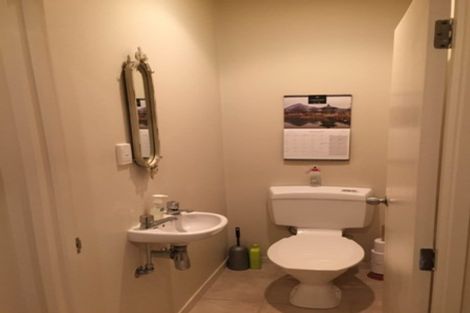 Photo of property in Scotia Tower Apartments, 8f/8 Scotia Place, Auckland Central, Auckland, 1010