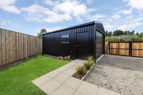 Photo of property in 5 Beach Crescent, Waikuku Beach, 7473