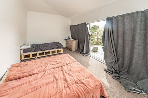 Photo of property in 16 Aotea Street, Castlecliff, Whanganui, 4501