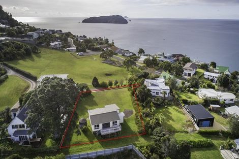 Photo of property in 204 Paku Drive, Tairua, 3508