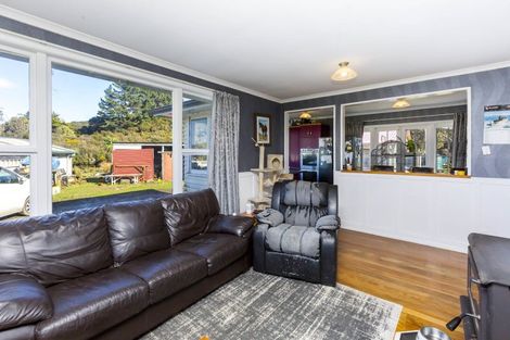 Photo of property in 147 Upper Fitzherbert Road, Wainuiomata, 5373