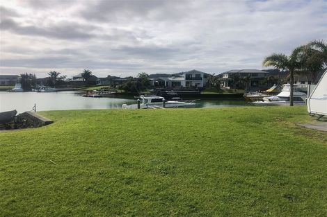 Photo of property in 32 Arawa Lane, Whitianga, 3510