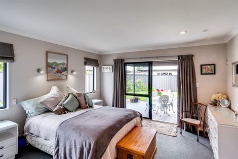 Photo of property in 9 Pacific Avenue, Poraiti, Napier, 4112