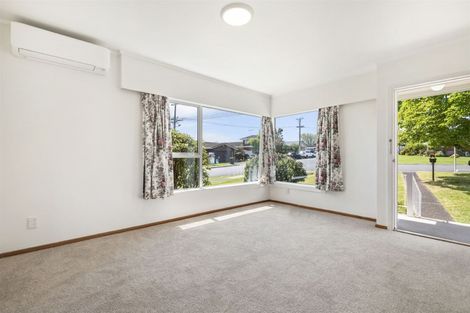 Photo of property in 1/8 Waterloo Road, Milford, Auckland, 0620