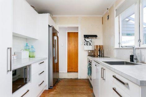 Photo of property in 1 Einstein Street, Outer Kaiti, Gisborne, 4010