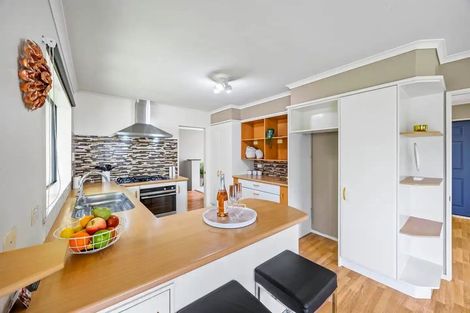 Photo of property in 19 Reybert Place, Massey, Auckland, 0614