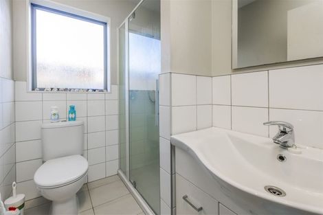 Photo of property in 15 Totara Meadows Court, Wiri, Auckland, 2104
