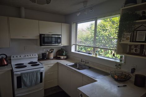 Photo of property in 73 Arcon Drive, Broomfield, Christchurch, 8042