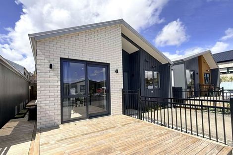 Photo of property in 6 Taukahiwi Road, Pukekohe, 2120