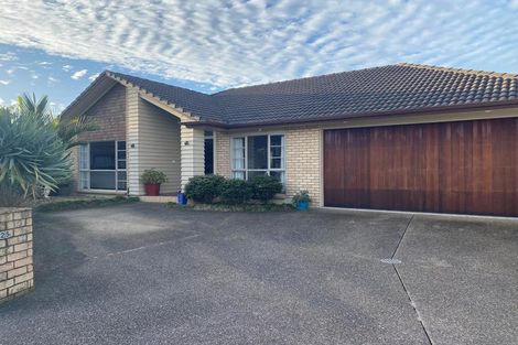 Photo of property in 125 Wayne Francis Drive, Flat Bush, Auckland, 2016