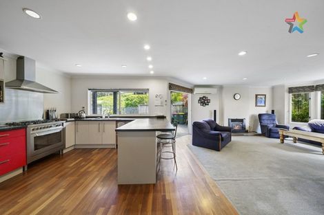 Photo of property in 41 Arahiwi Grove, Tirohanga, Lower Hutt, 5010