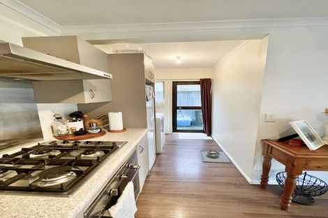 Photo of property in 5/19a Birdwood Road, Waterloo, Lower Hutt, 5011
