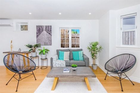 Photo of property in 27 Princess Terrace, Newtown, Wellington, 6021