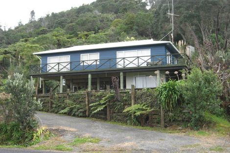 Photo of property in 80a Ocean Beach Road, Tairua, 3508