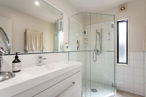 Photo of property in 9 Buxton Terrace, Saint Martins, Christchurch, 8022