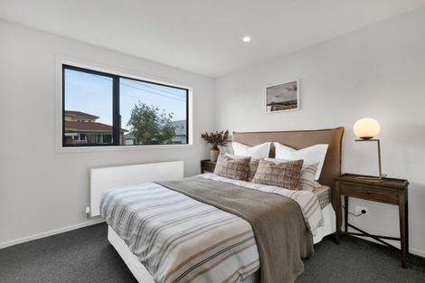 Photo of property in 7c Strandon Place, Strandon, New Plymouth, 4312