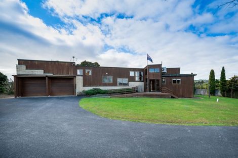 Photo of property in 69 Sunny Crescent, Huapai, Kumeu, 0810