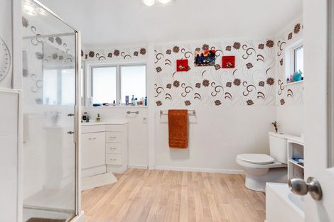 Photo of property in 27 Esk Street, Parkvale, Tauranga, 3112